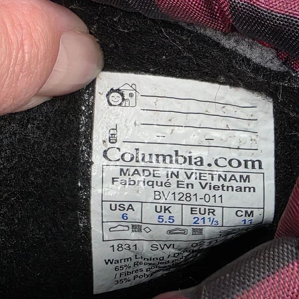 Columbia Powderbug Plus II Snow Boots Kids Size 6 Red Black Buffalo Plaid Plaid
